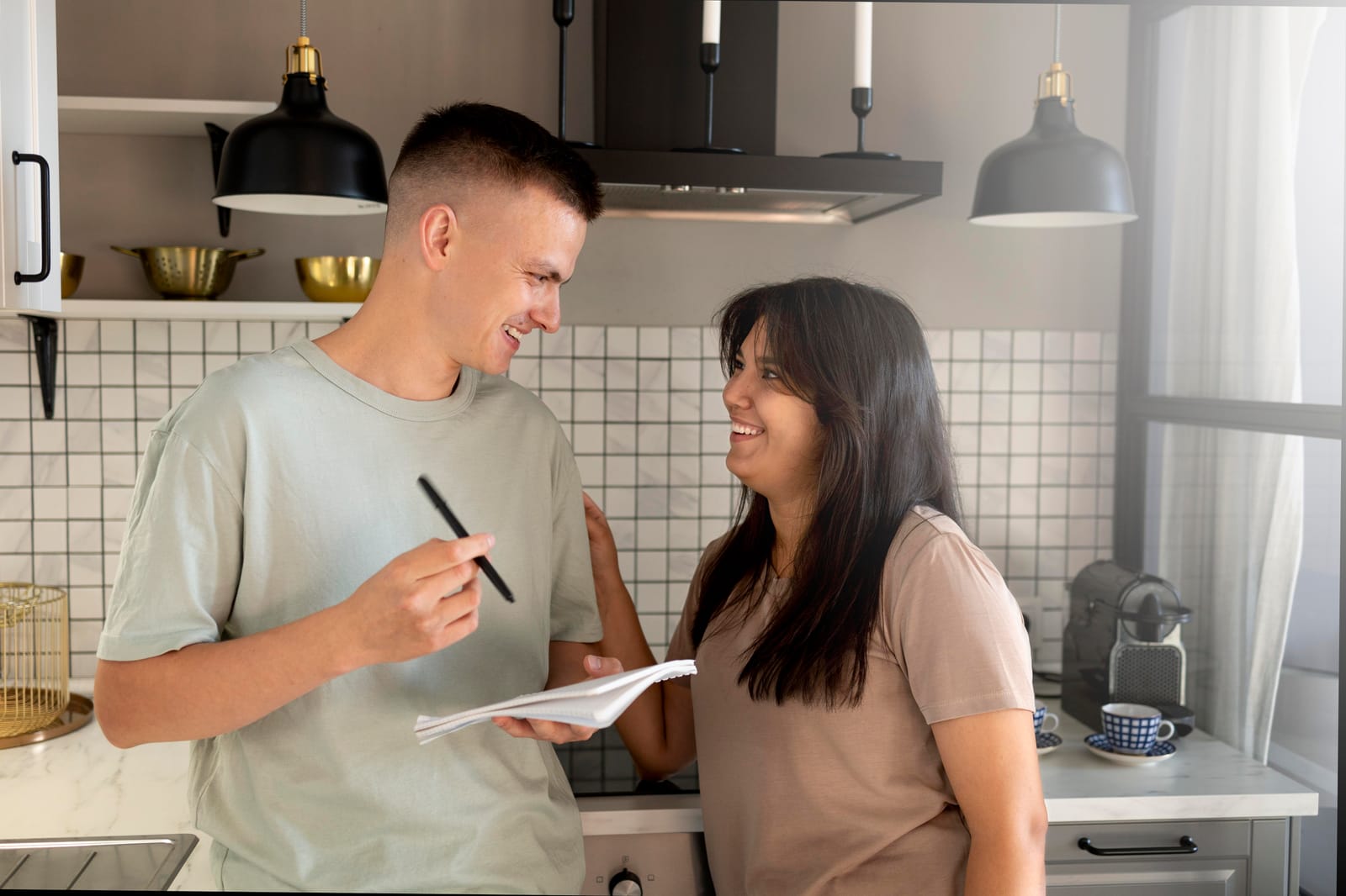 First Apartment Checklist: What to Know Before You Sign a Lease in Detroit