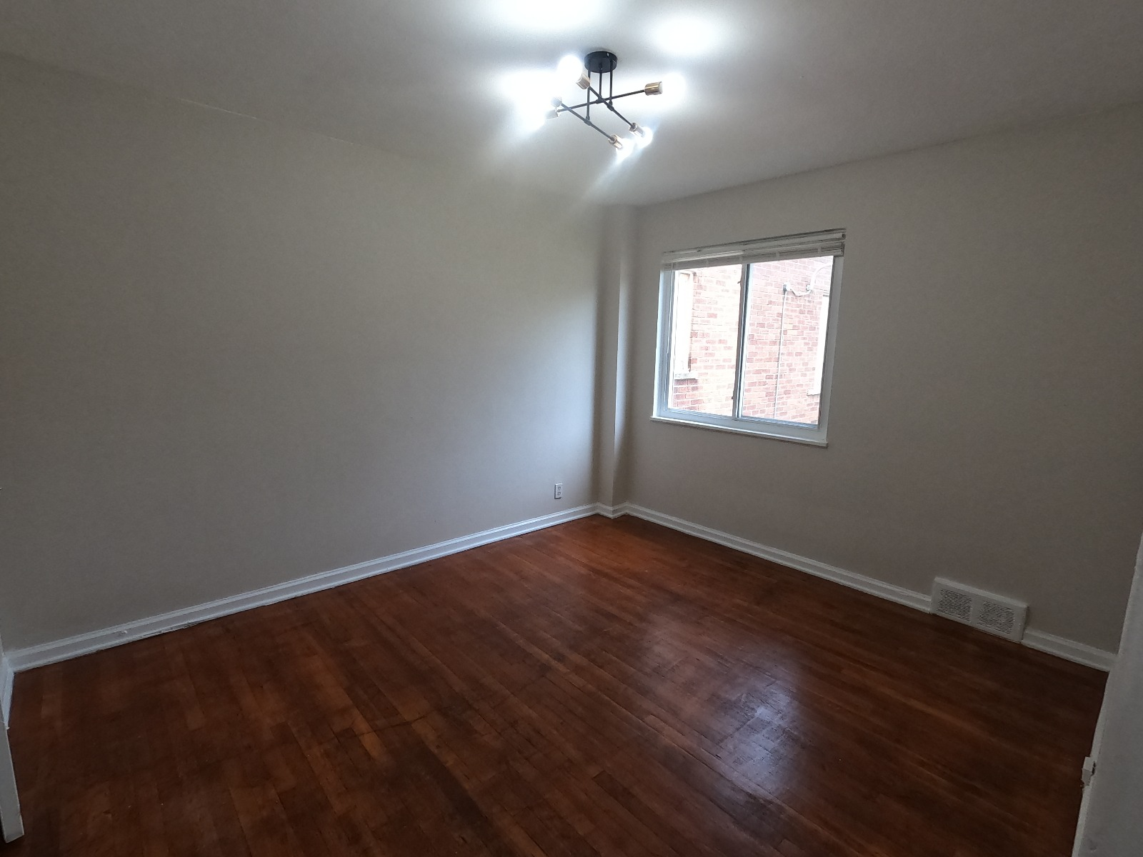 Spacious master bedroom